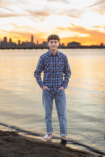 Reyna Senior Download